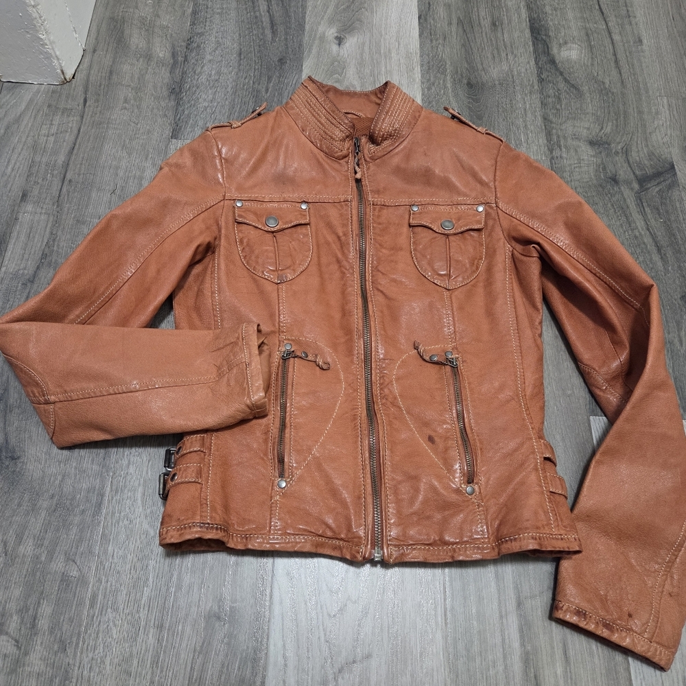 Danier Cognac Genuine Leather Moto Jacket 2XS Fitted Zip Front Fits Like XS - Picture 2 of 14